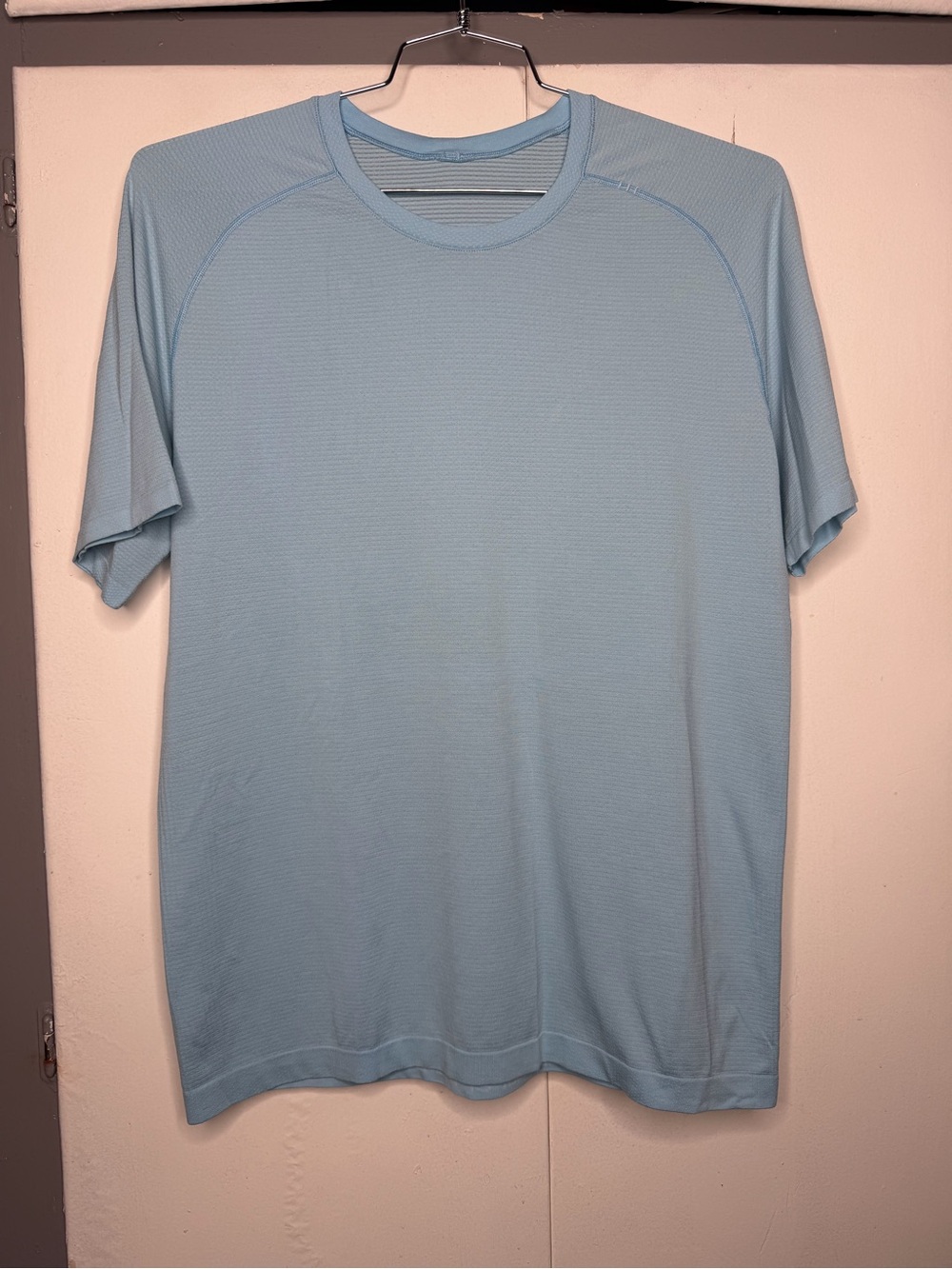 Lululemon Men’s Movement Is Medicine Athletic T-Shirt Large Blue Short Sleeve